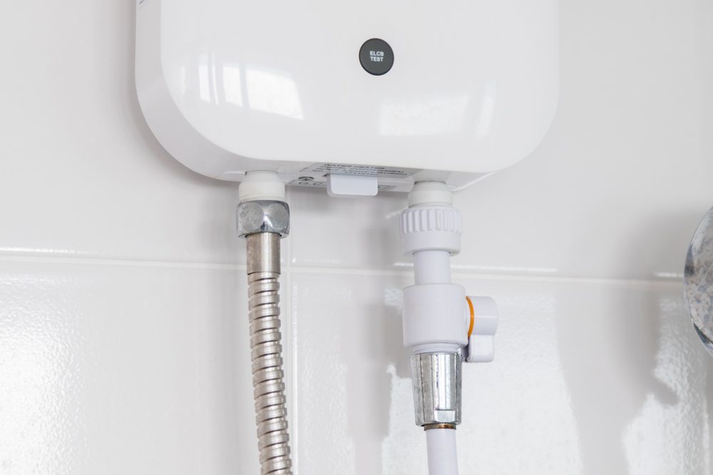 Tank vs Tankless Water Heaters: 4 Differences & Benefits